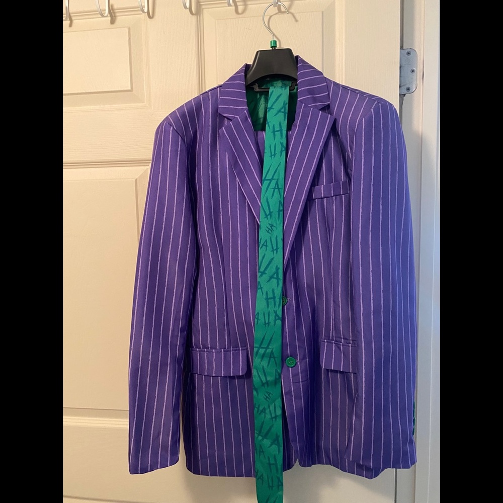 Joker costume